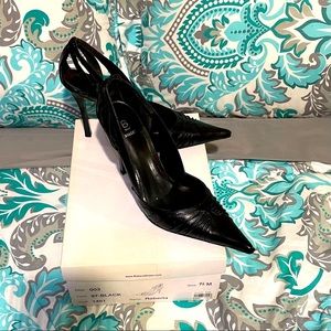 Black Bakers Pumps. MUST GO!!